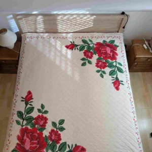 narzuta regionalna róże rogi